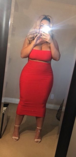 Lilouenn call girl in Maumee Ohio and happy ending massage